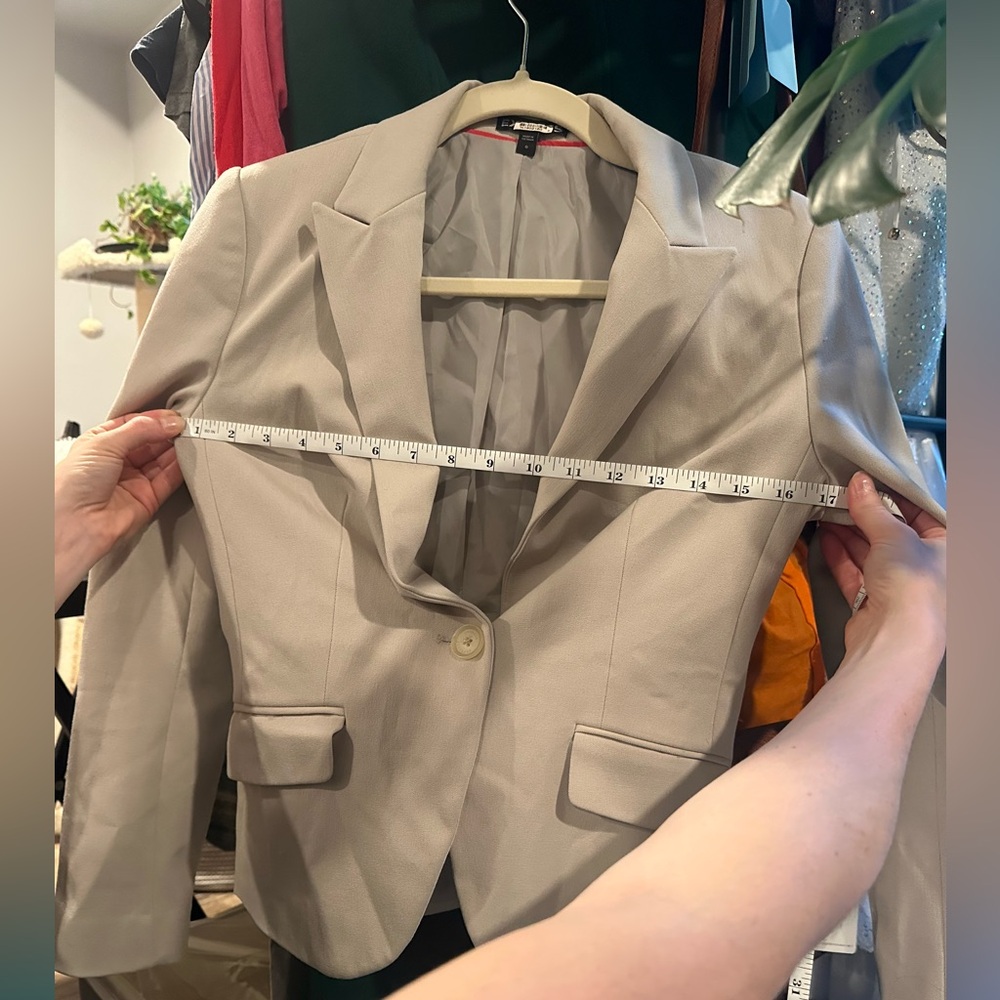 Express Beige One Button Fitted Blazer - Picture 8 of 9